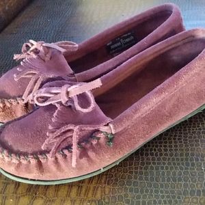 Minnetonka Kilty Moccasin Burgundy Suede 7.5